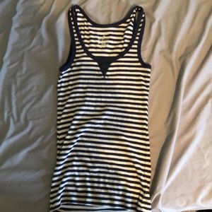 Gap tank top